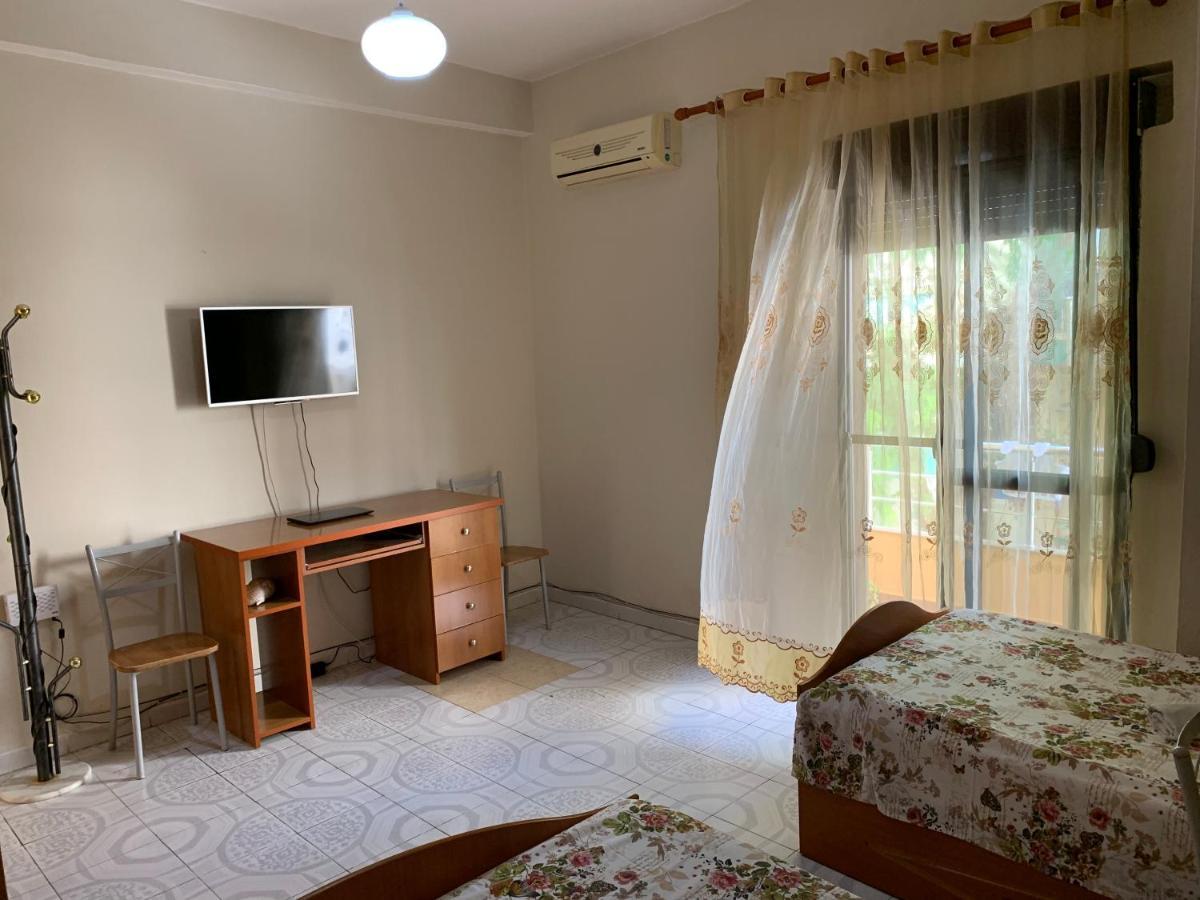 Seaside Apartments Durrës 外观 照片