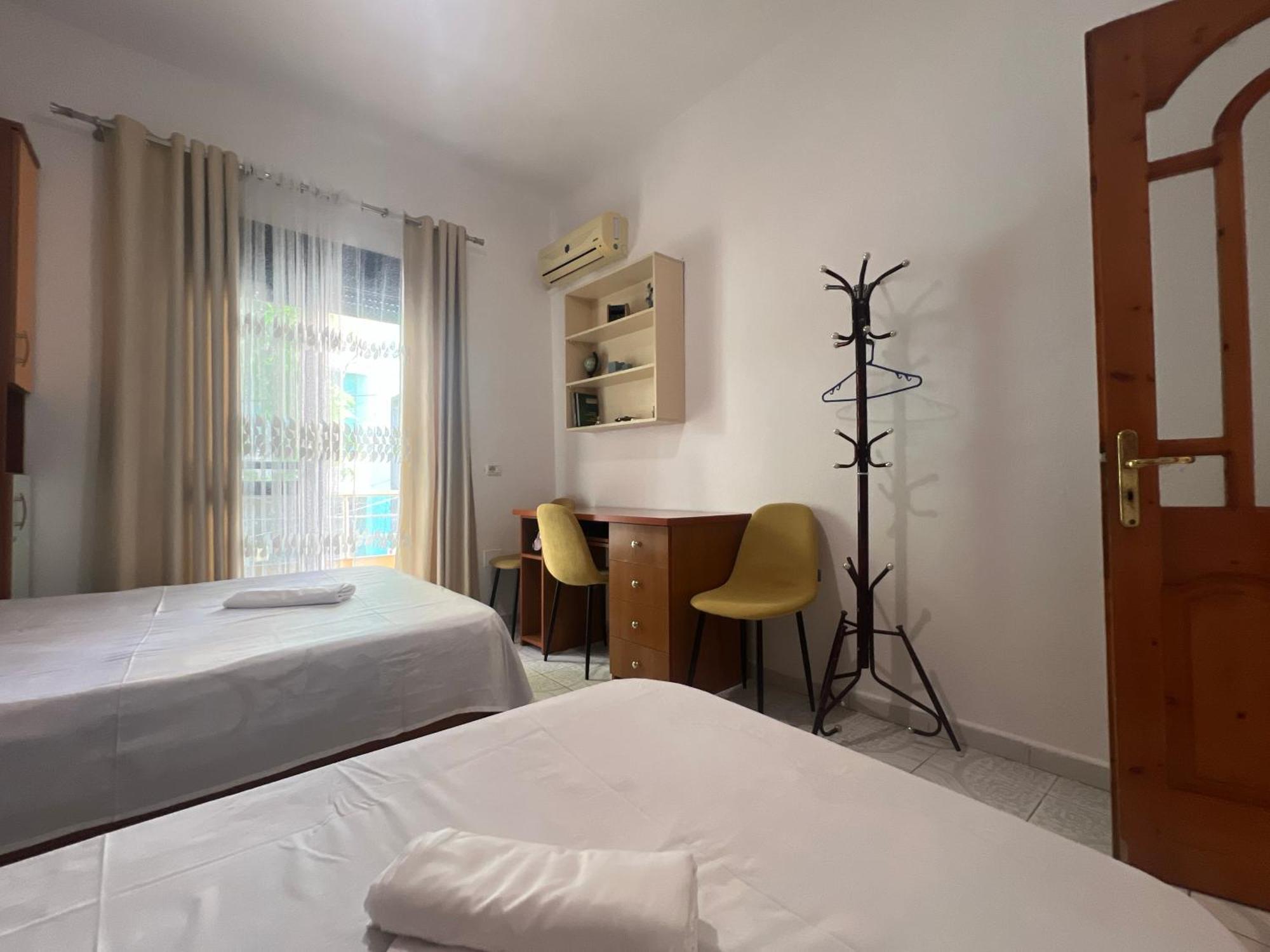 Seaside Apartments Durrës 外观 照片