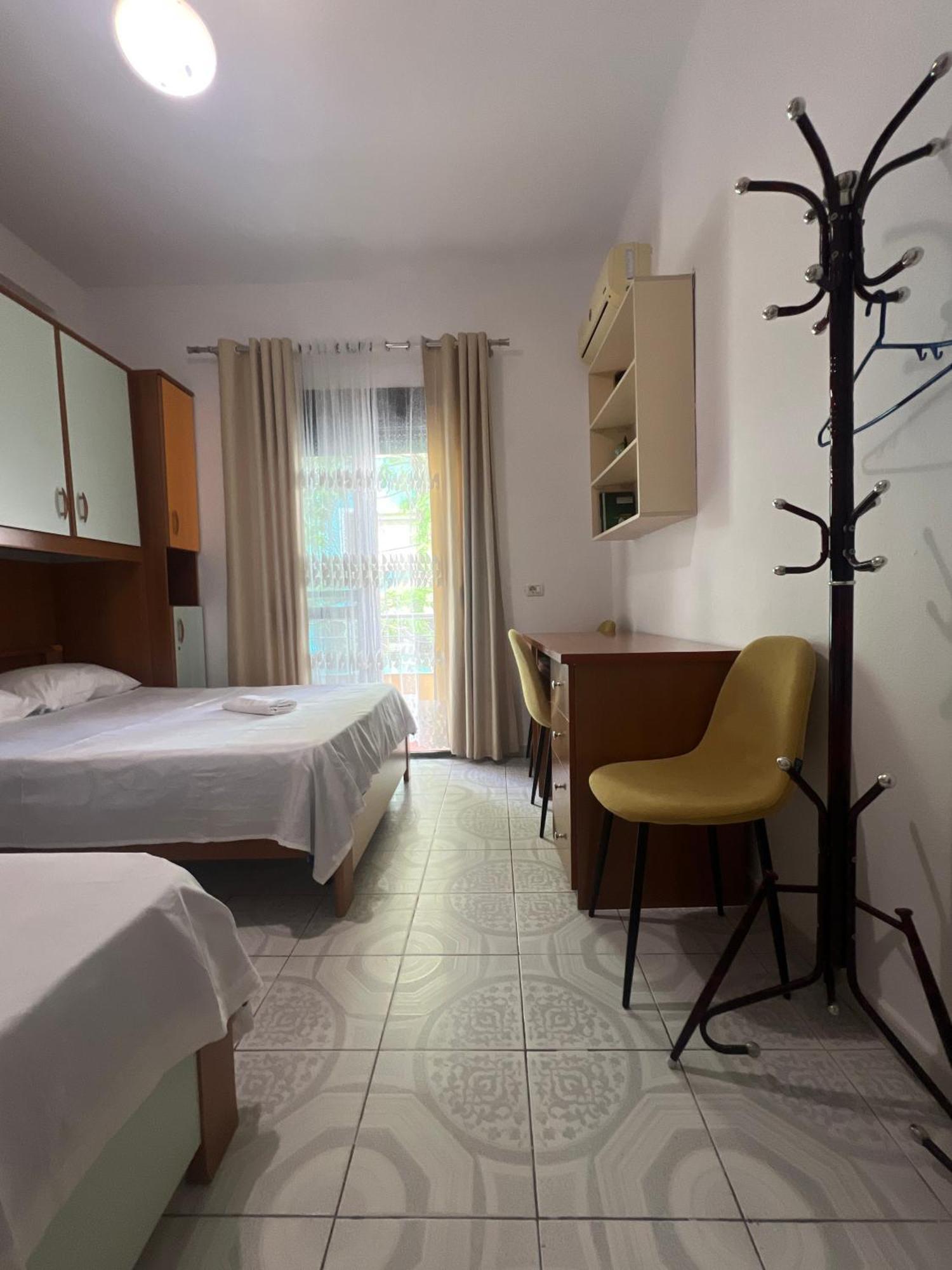 Seaside Apartments Durrës 外观 照片